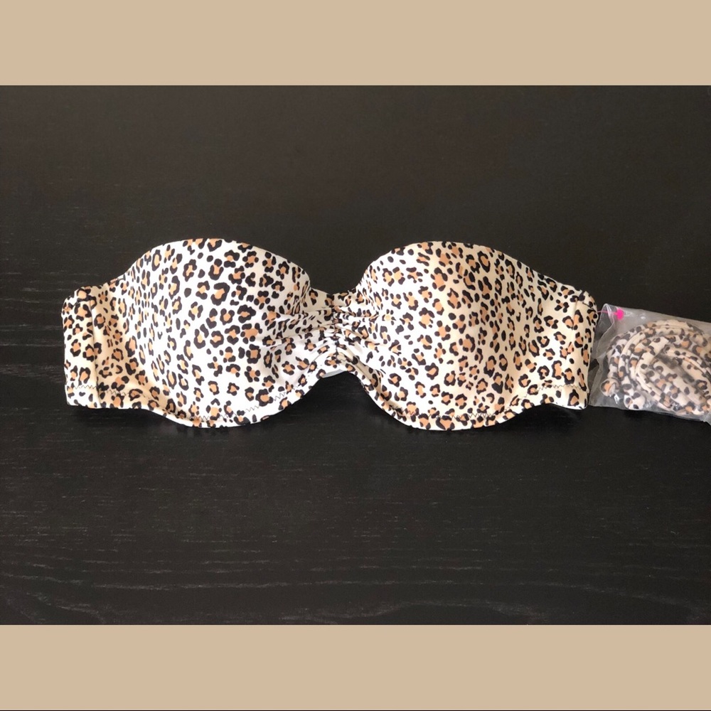 👙 Victoria’s Secret cheetah bandeau bikini top 👙
